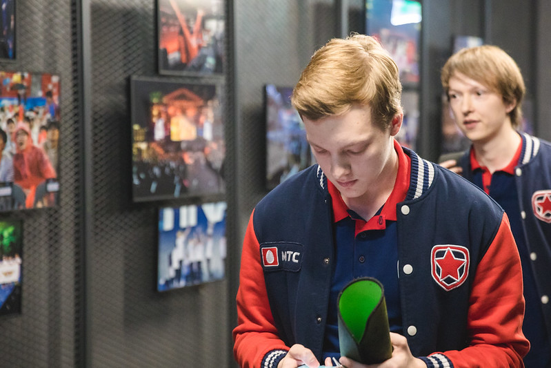 悲叹！Gambit Esports 决定解散旗下曾入世界赛的英雄联盟电竞队伍